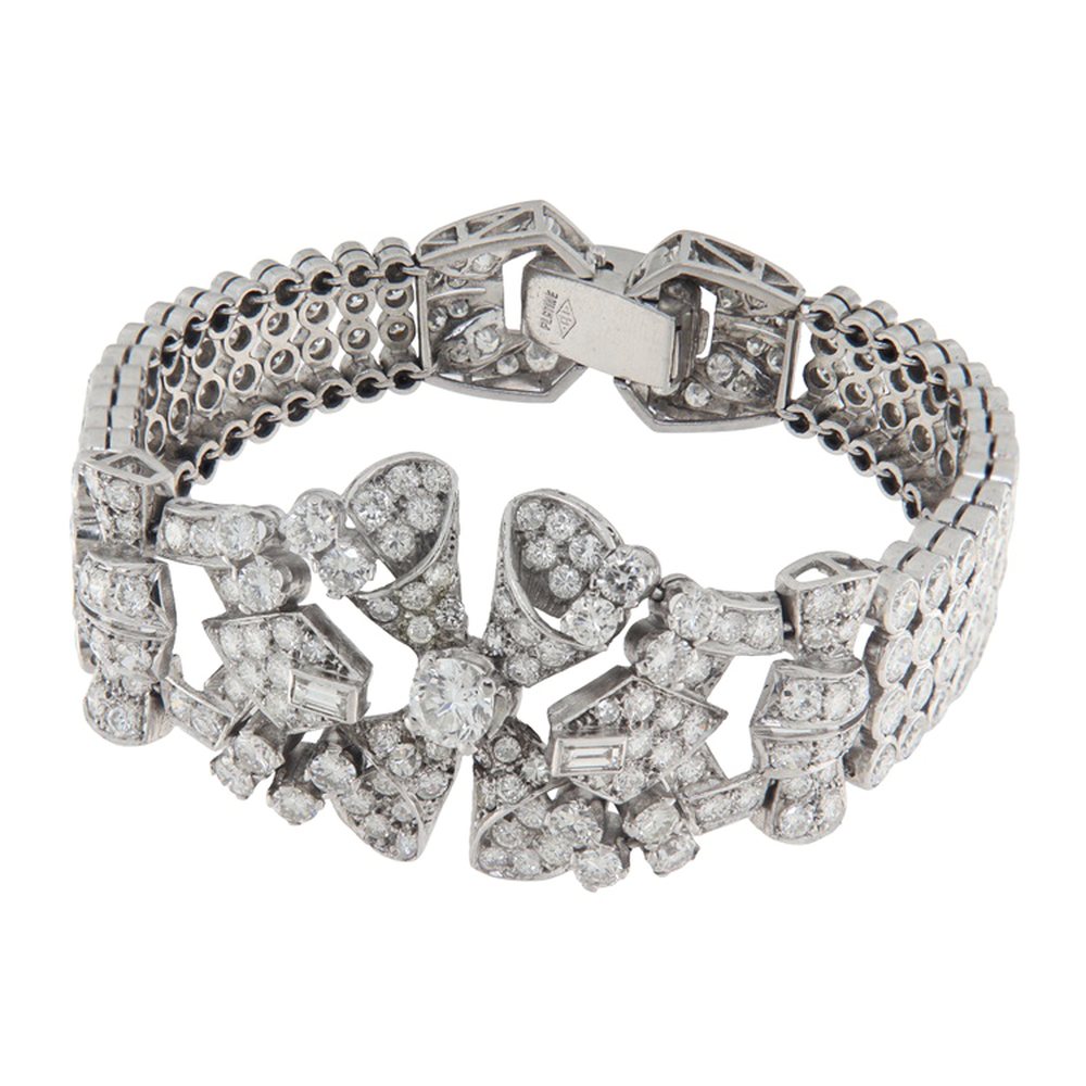 Platinum bracelet with diamonds, photograph 1
