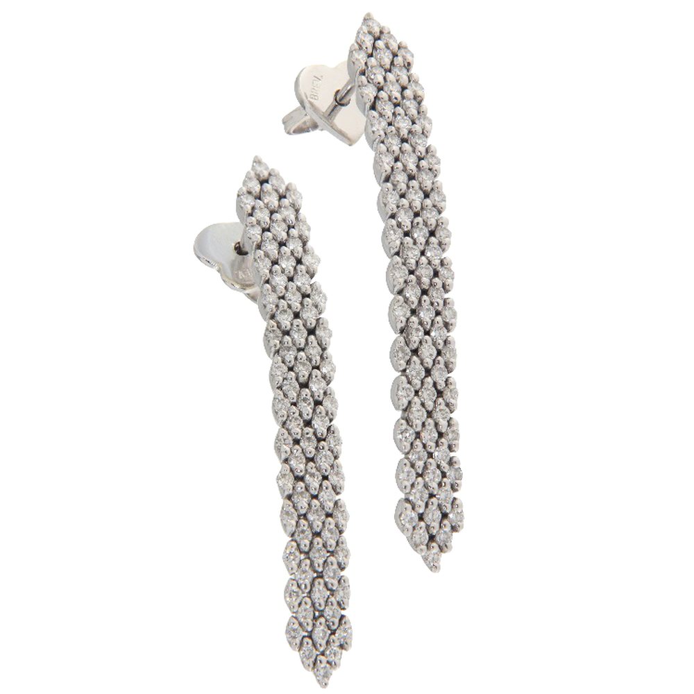 Drop earrings in white gold with brilliant-cut diamonds, photograph 1